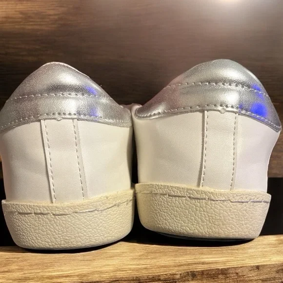 Zhuocaizi Golden GGBD SSTAR Women's White and Silver Star Sneakers - Picture 5 of 7